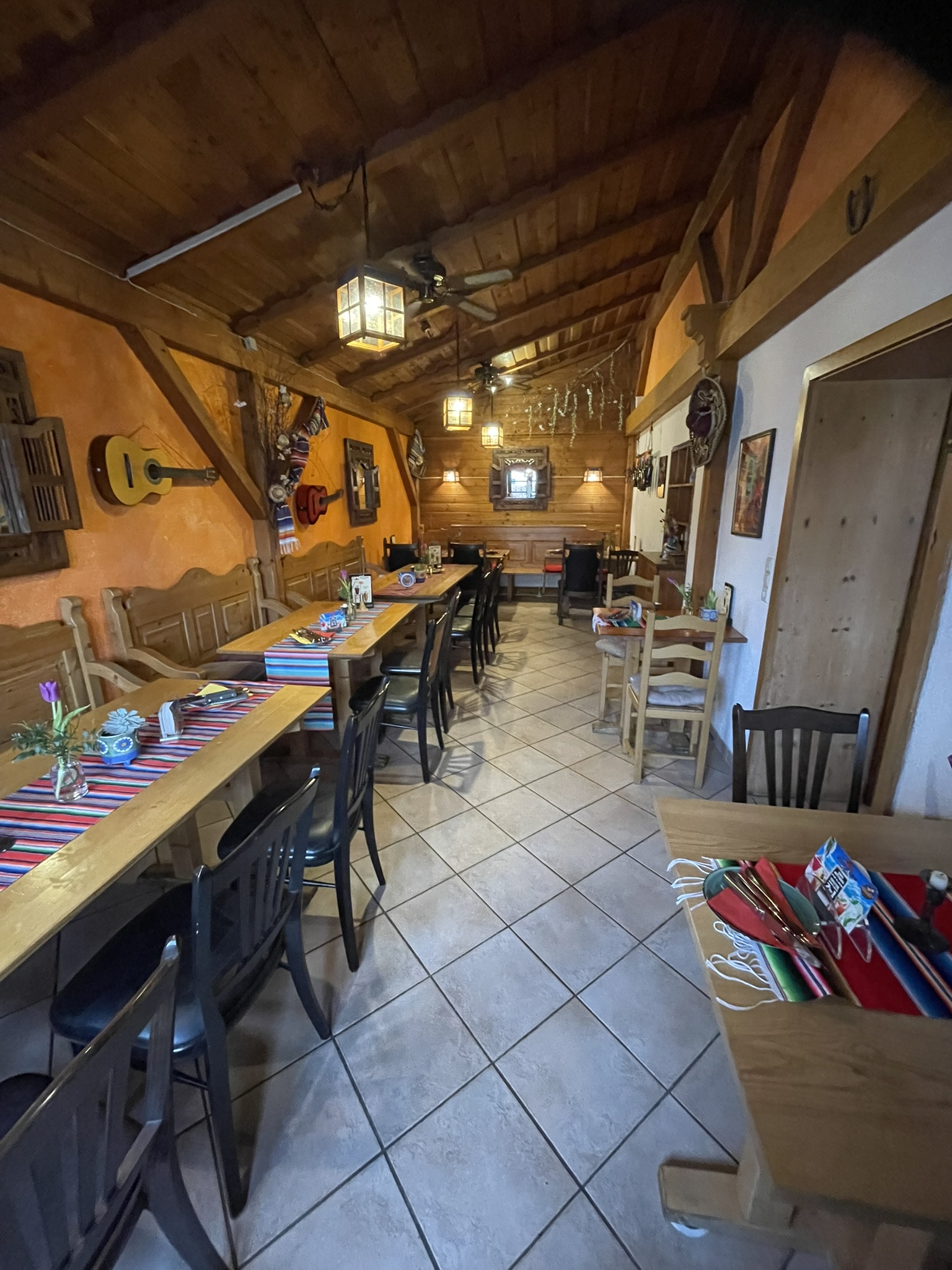 gastraum_hinten_rusticana